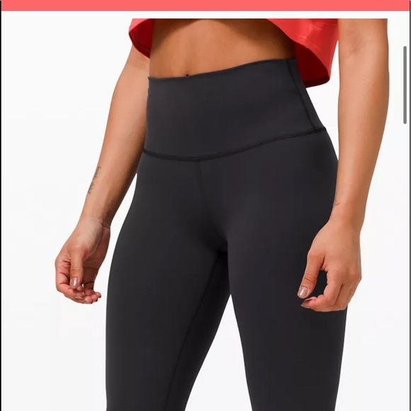 NWT black LULULEMON Wunder Under leggings - Picture 1 of 1